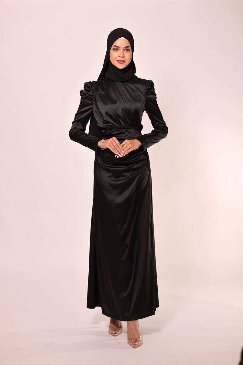 Luxury Satin Maxi Dress With Ruching Details - Black