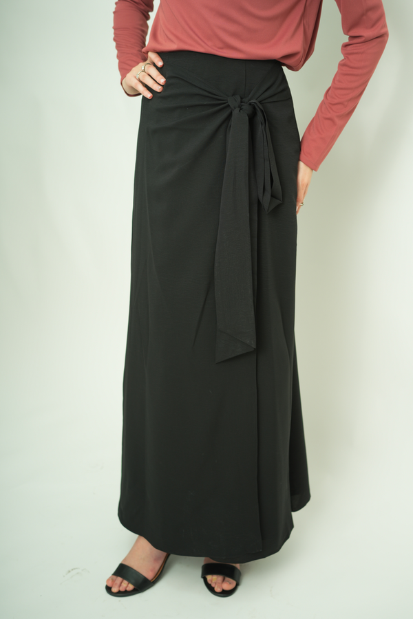 Summer Maxi Wrap Skirt - Black